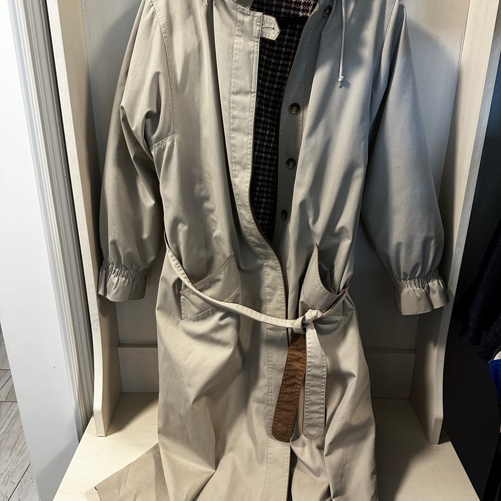 Vintage 70s Rain Shedder Trench Coat